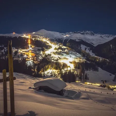 アパート Central Apartments Davos